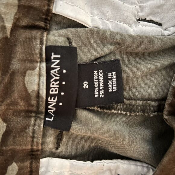 Lane Bryant Women’s Camouflage Pants tapered leg Size 20 - Picture 5 of 6